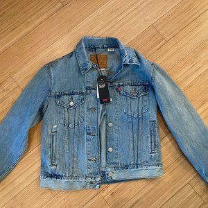 NWT Levi's Ex-Boyfriend Trucker Jacket